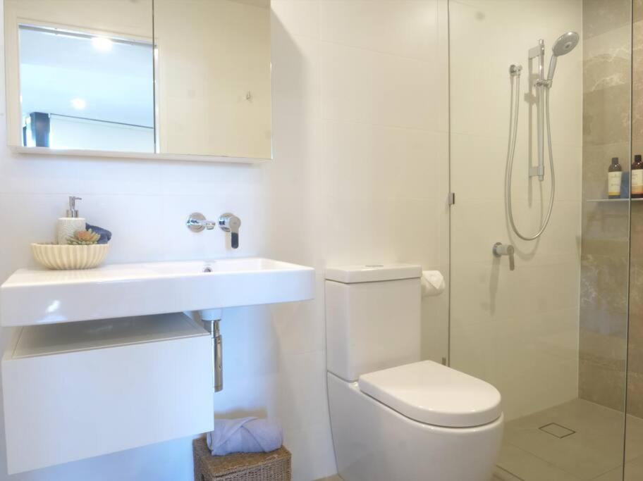 Modern 1 Brm Apartment With Pool Close To Beach Gold Coast Ngoại thất bức ảnh