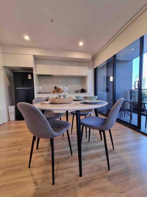 Modern 1 Brm Apartment With Pool Close To Beach Gold Coast Ngoại thất bức ảnh